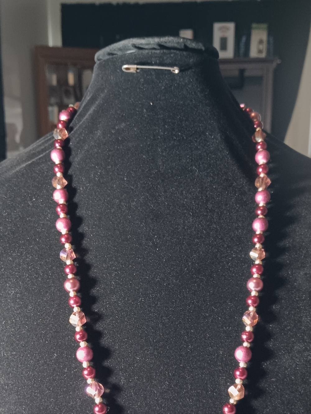 Feminine Pink Pearl & Crystal Beaded Necklace for Women
